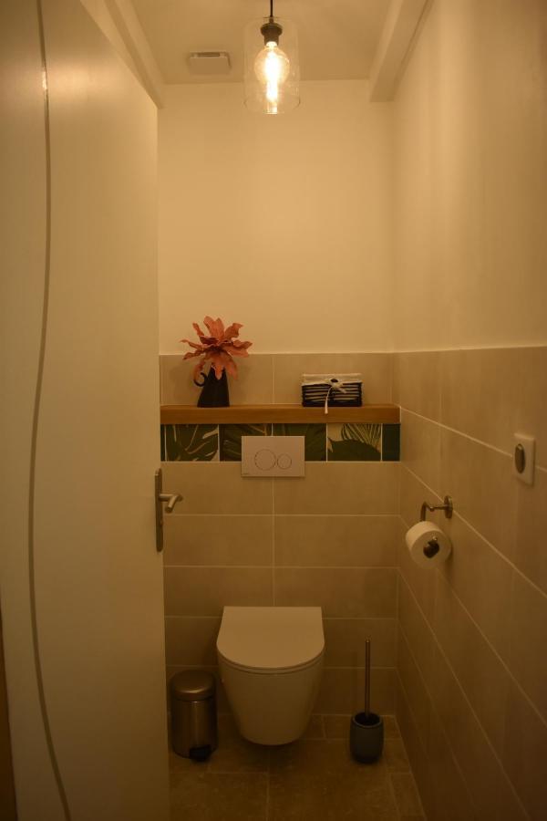 Chambre Au Calme Avec Spa Privatif Gratuit Sud Aveyron Les Palmiers Des Causses Saint-Rome-de-Tarn Buitenkant foto