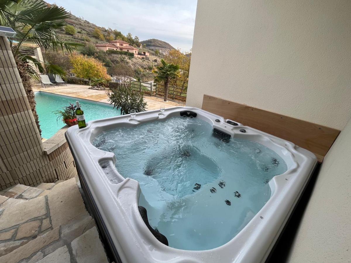 Chambre Au Calme Avec Spa Privatif Gratuit Sud Aveyron Les Palmiers Des Causses Saint-Rome-de-Tarn Buitenkant foto